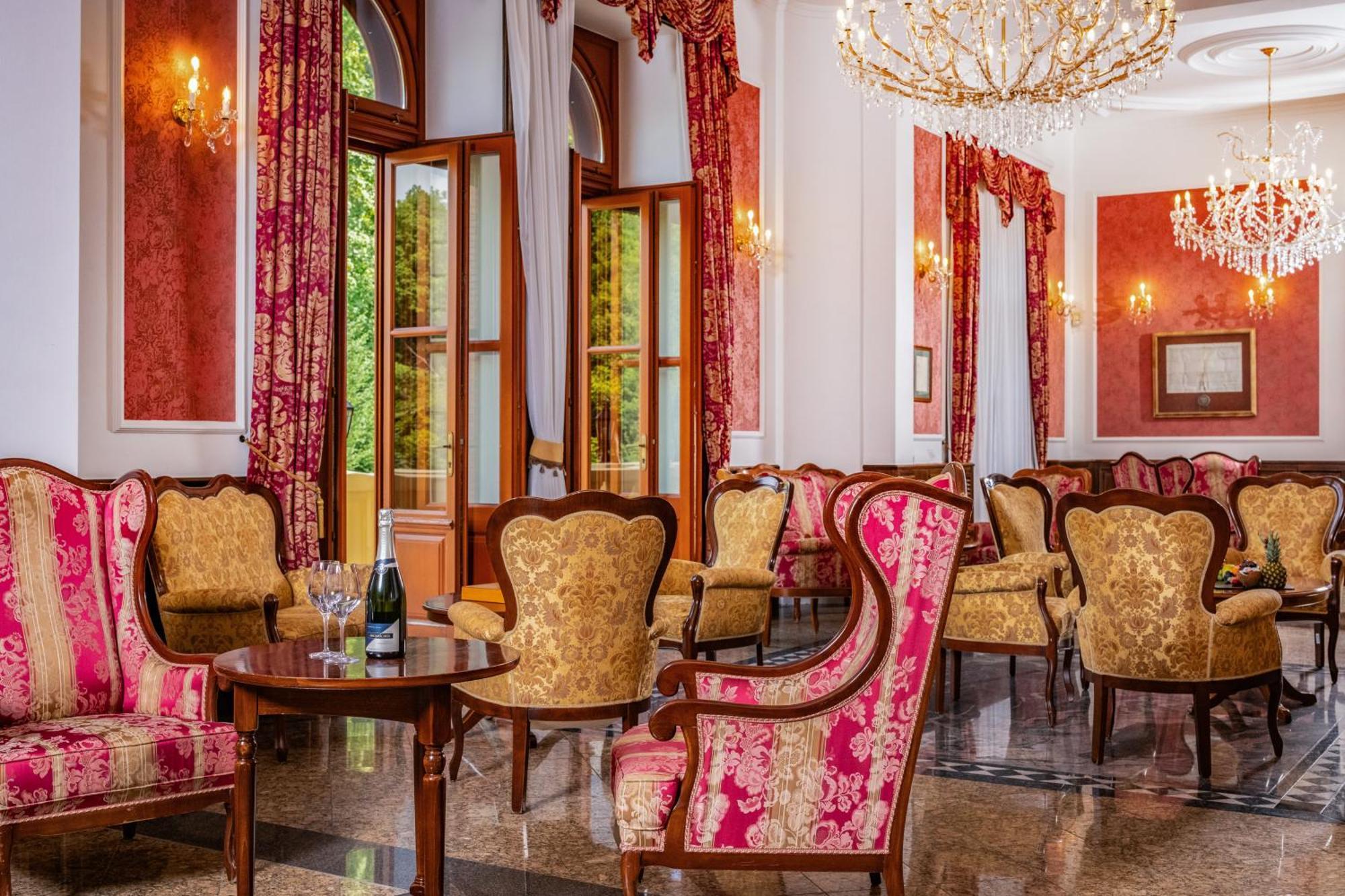 Kastelyhotel Sasvar Paradsasvar