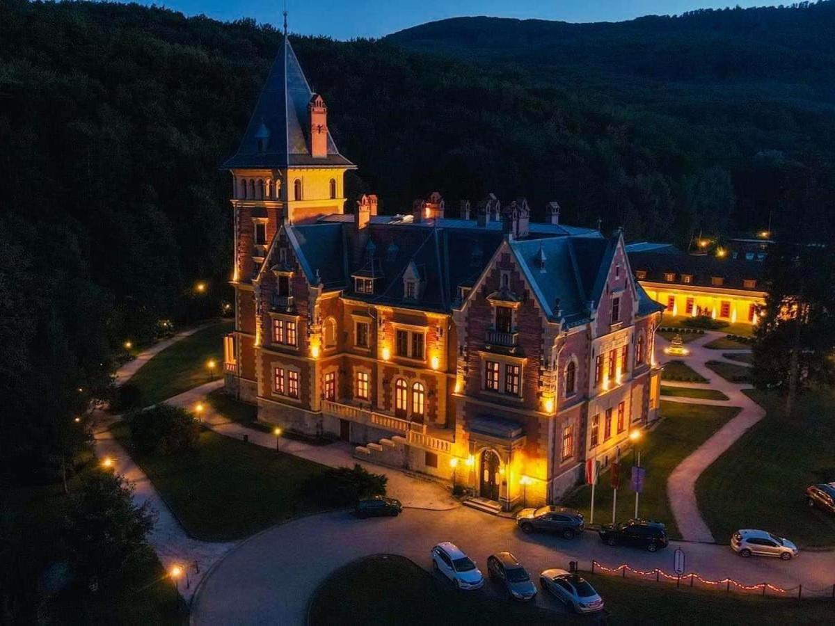 Kastelyhotel Sasvar Hotel 4*